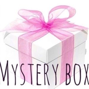 T-shirt Mystery Box